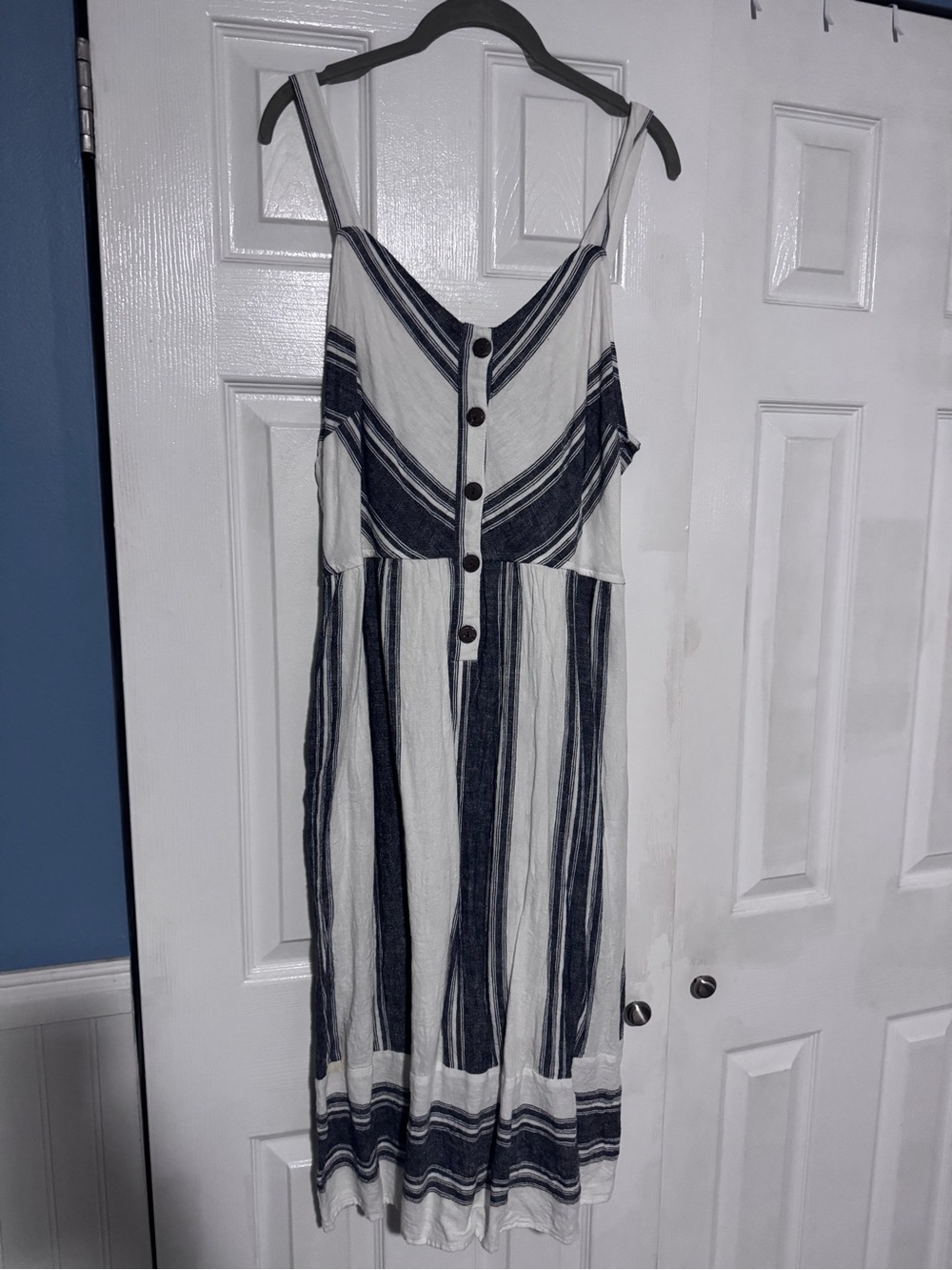 Universal Thread White and Navy Striped Button-Front Midi Dress